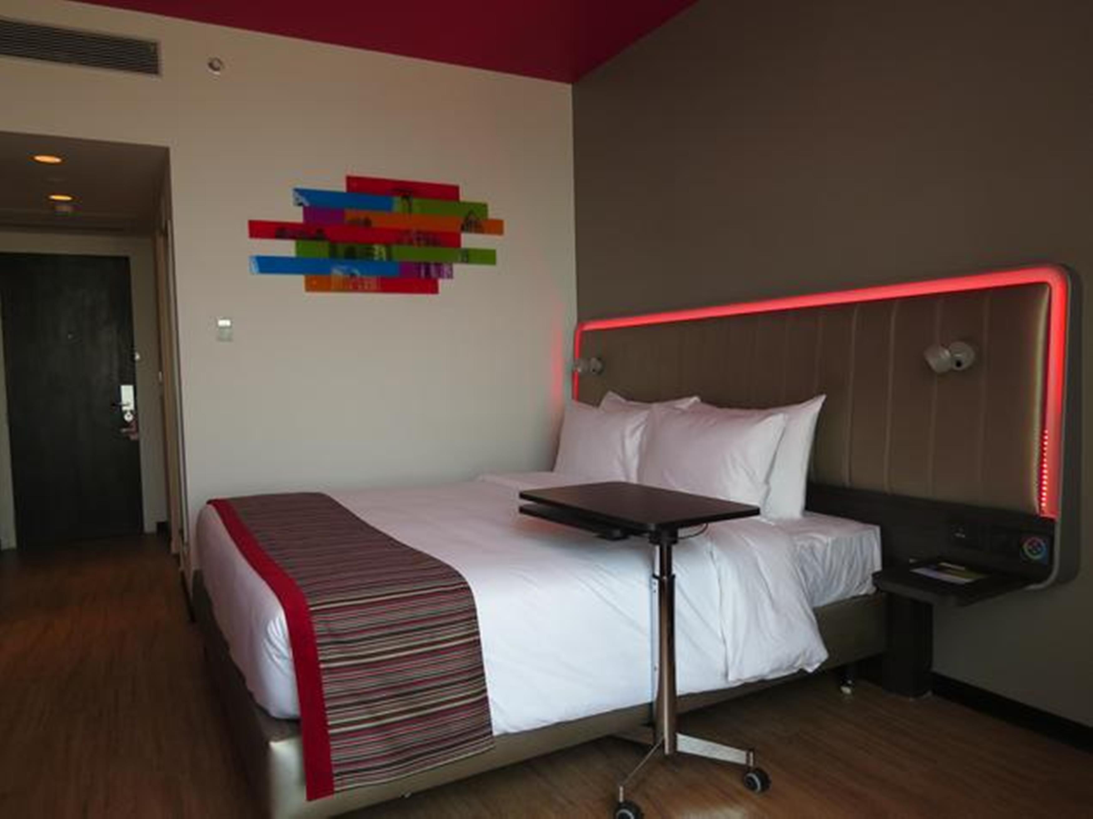 Park Inn By Radisson Gurgaon Bilaspur Manesar Bagian luar foto