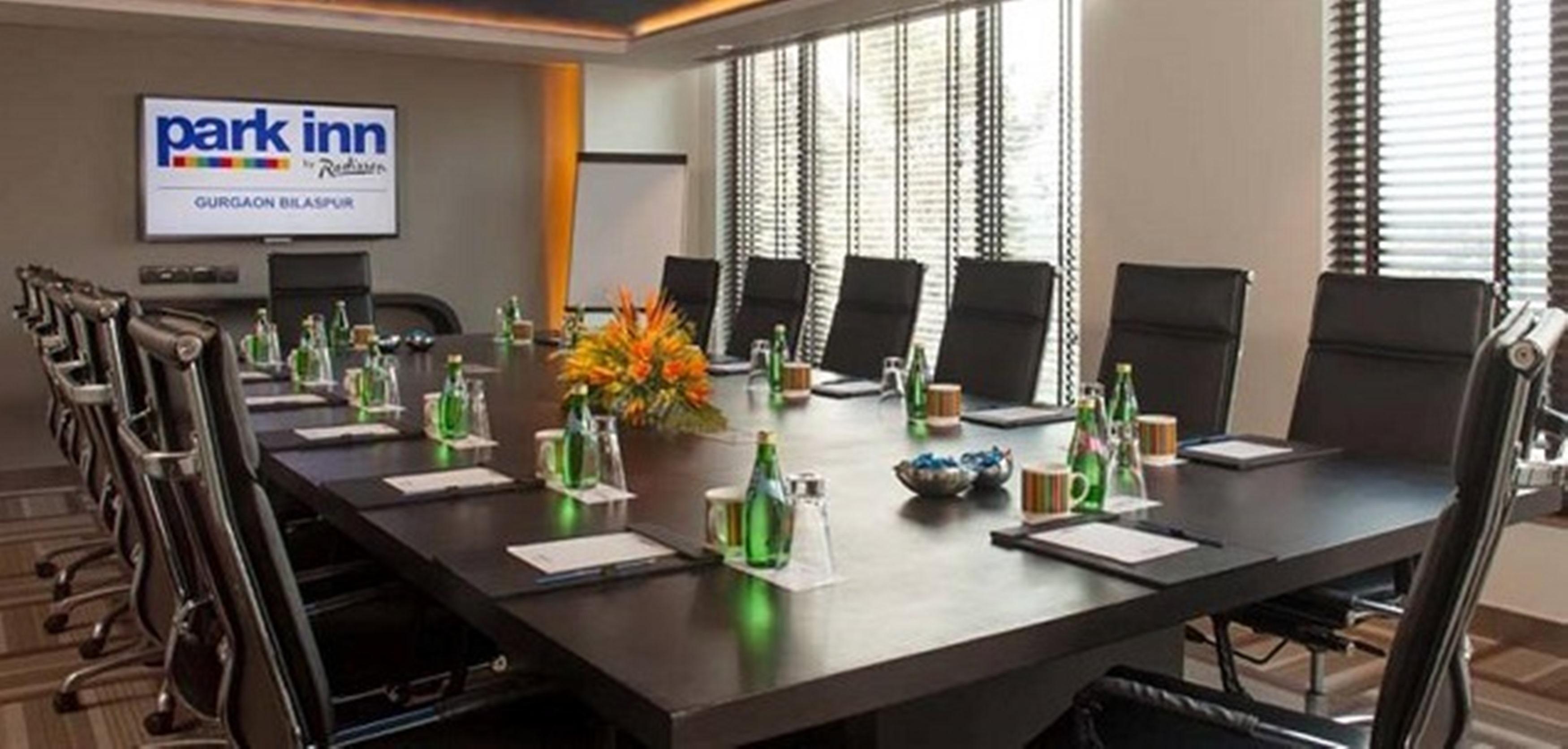Park Inn By Radisson Gurgaon Bilaspur Manesar Bagian luar foto