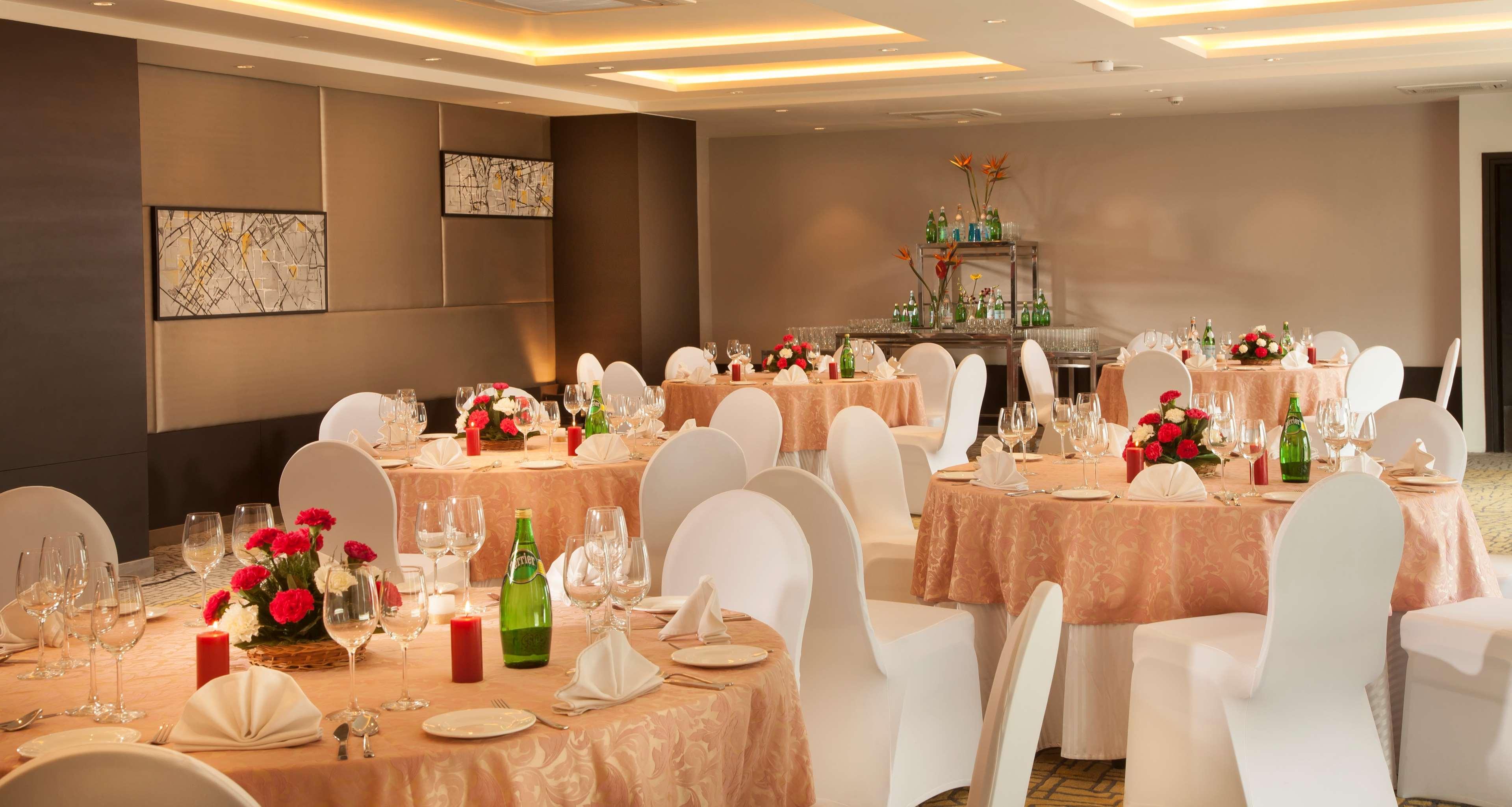Park Inn By Radisson Gurgaon Bilaspur Manesar Bagian luar foto