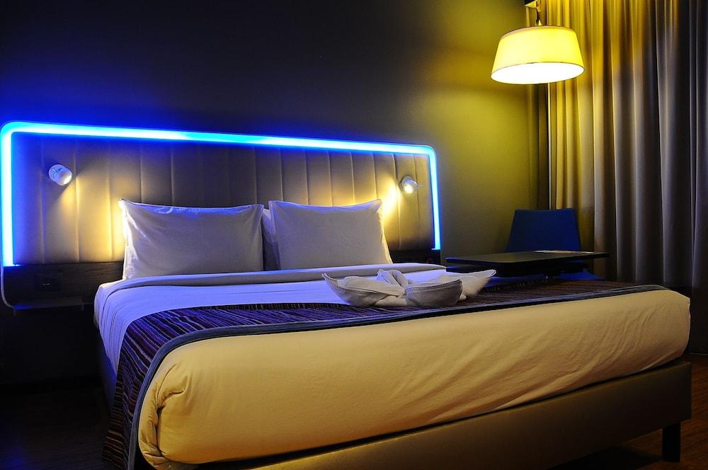 Park Inn By Radisson Gurgaon Bilaspur Manesar Bagian luar foto